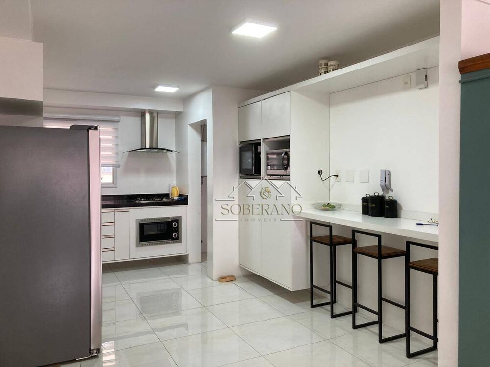 Apartamento à venda com 3 quartos, 128m² - Foto 4