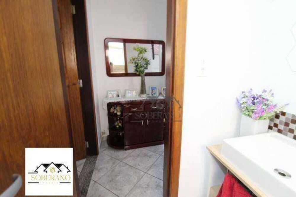 Sobrado à venda com 4 quartos, 186M2 - Foto 1