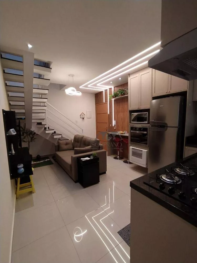 Cobertura à venda com 2 quartos, 86m² - Foto 1