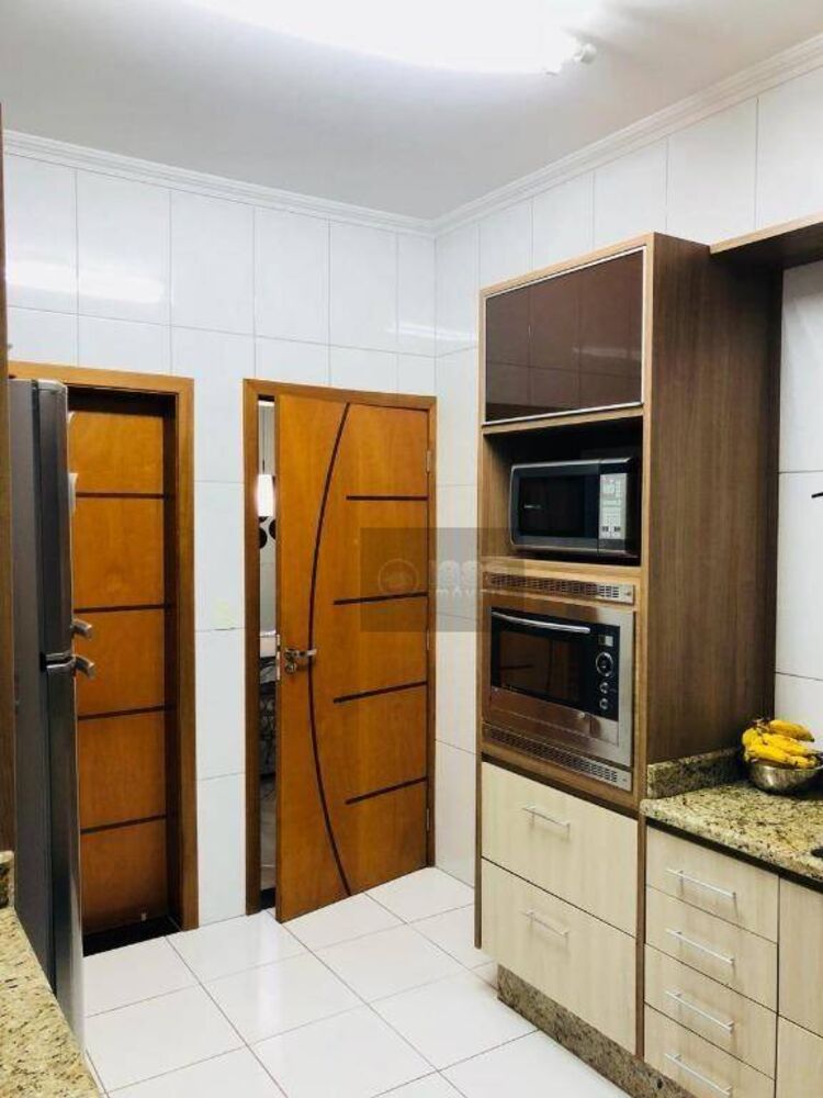 Sobrado à venda com 3 quartos, 119m² - Foto 2