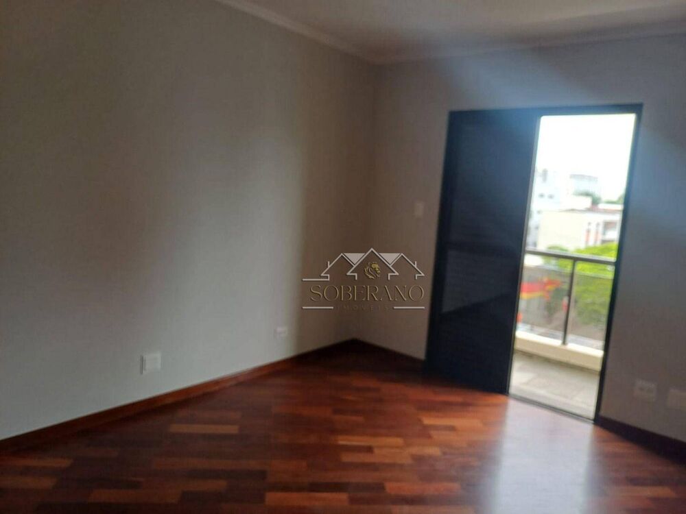 Apartamento à venda com 3 quartos, 160m² - Foto 1