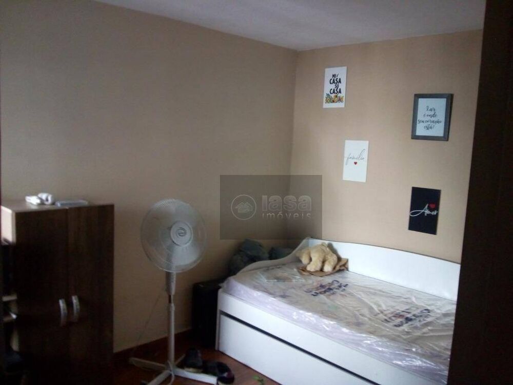 Casa à venda com 8 quartos, 303M2 - Foto 4