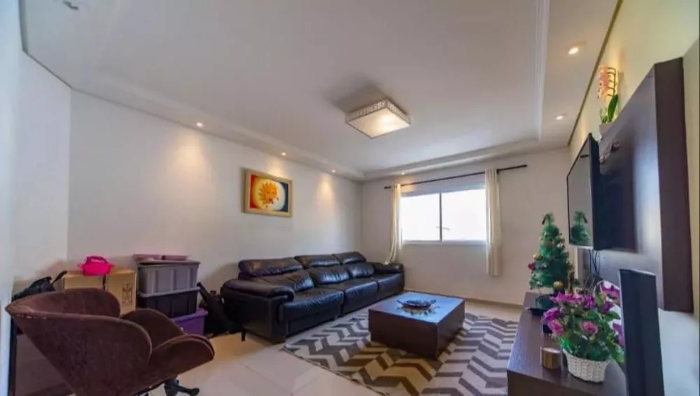 Sobrado à venda com 3 quartos, 143m² - Foto 1