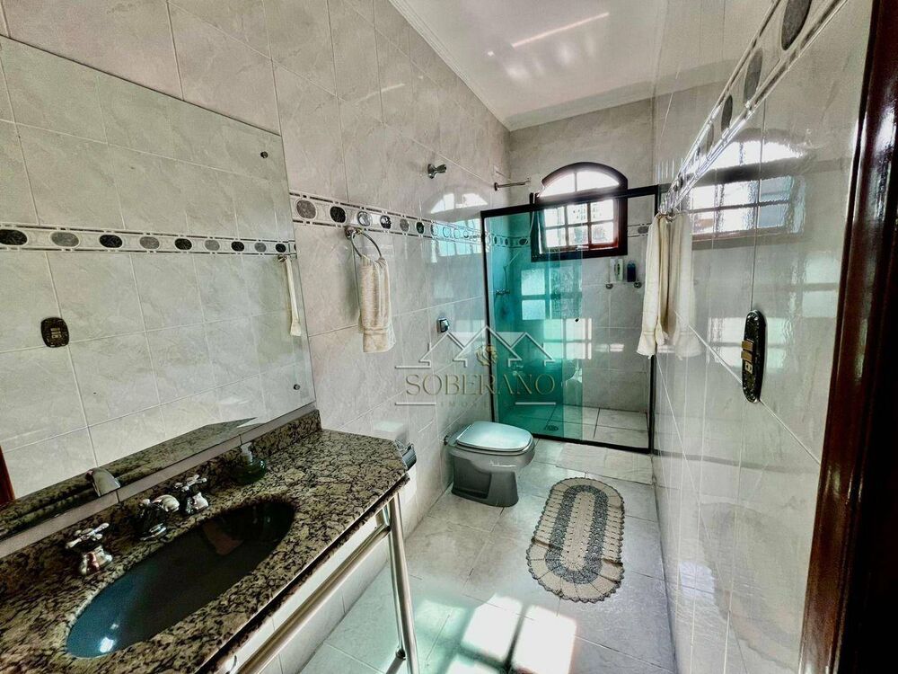 Sobrado, 3 quartos, 305 m² - Foto 4