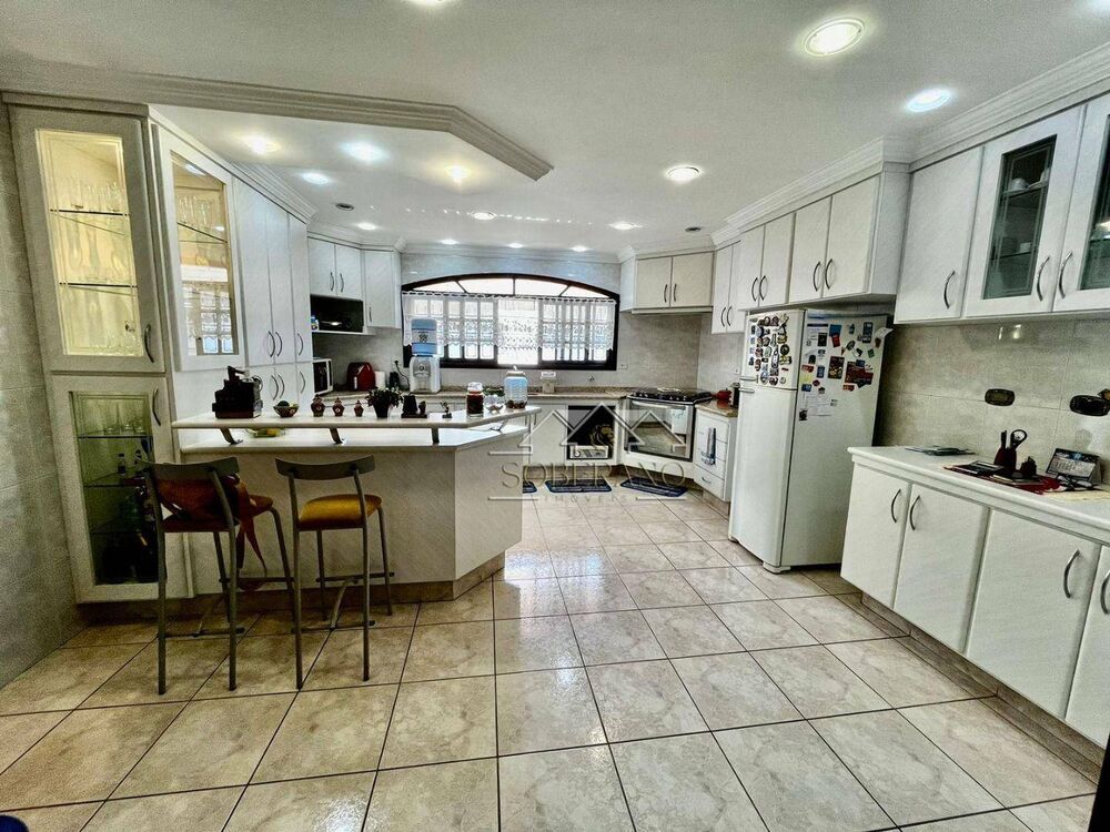 Sobrado, 3 quartos, 305 m² - Foto 3