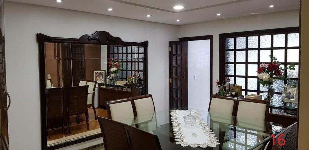 Sobrado à venda com 3 quartos, 586M2 - Foto 1