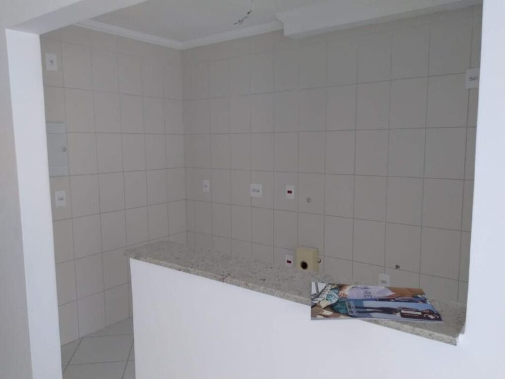 Apartamento à venda com 2 quartos, 50m² - Foto 2
