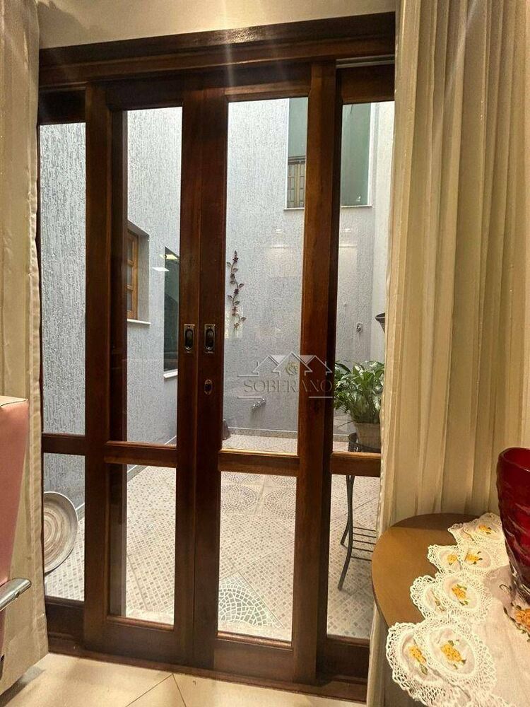 Sobrado, 3 quartos, 192 m² - Foto 3