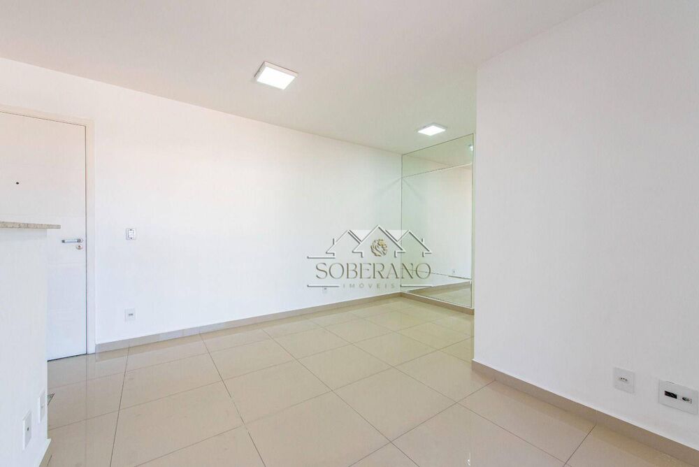 Apartamento para alugar com 3 quartos, 75m² - Foto 1