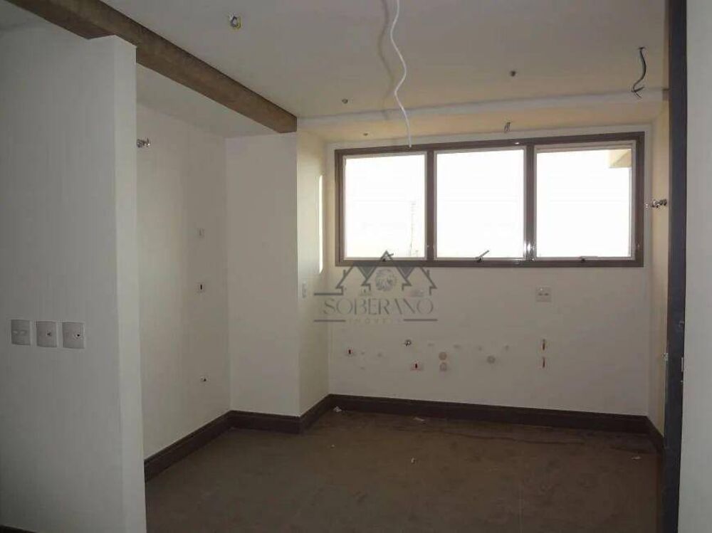 Apartamento à venda com 4 quartos, 227m² - Foto 10