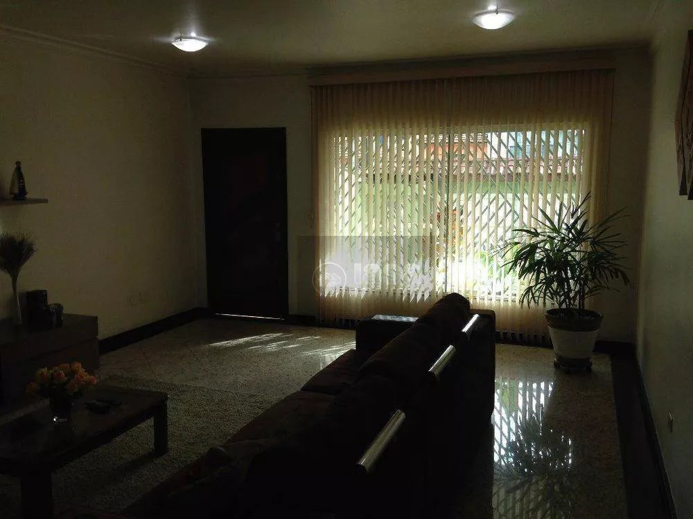 Sobrado à venda com 4 quartos, 300M2 - Foto 3