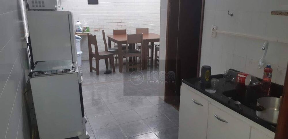 Sobrado, 3 quartos, 206 m² - Foto 1