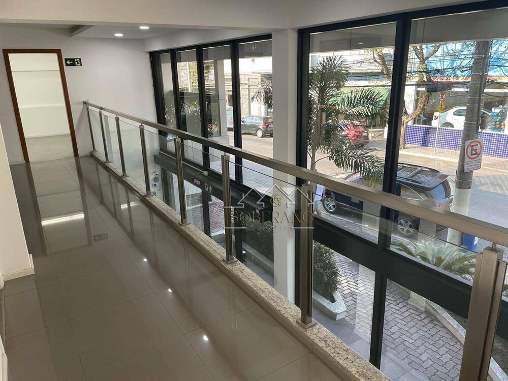 Prédio Inteiro, 2100 m² - Foto 1