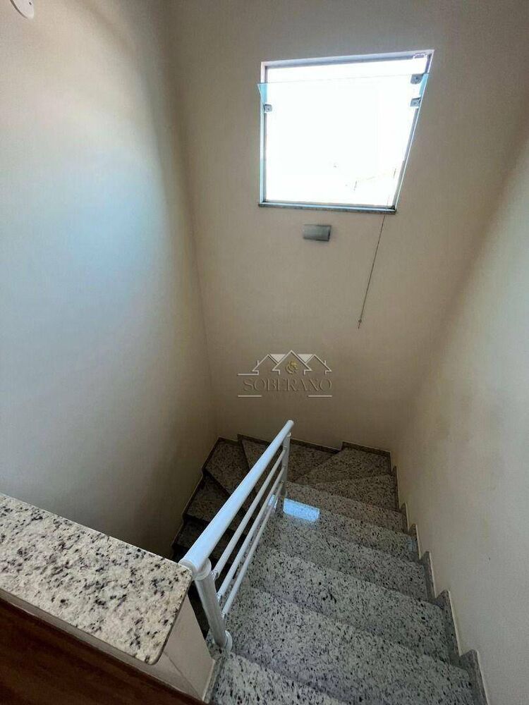 Sobrado, 3 quartos, 243 m² - Foto 1