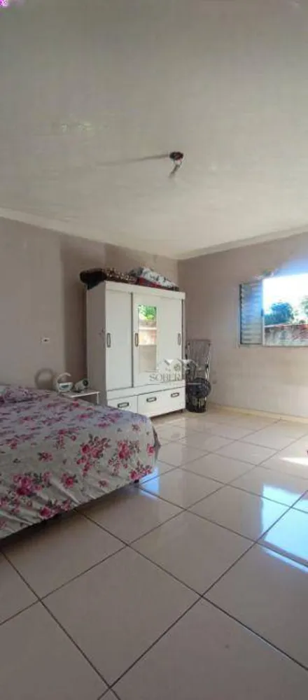 Casa, 3 quartos, 210 m² - Foto 1