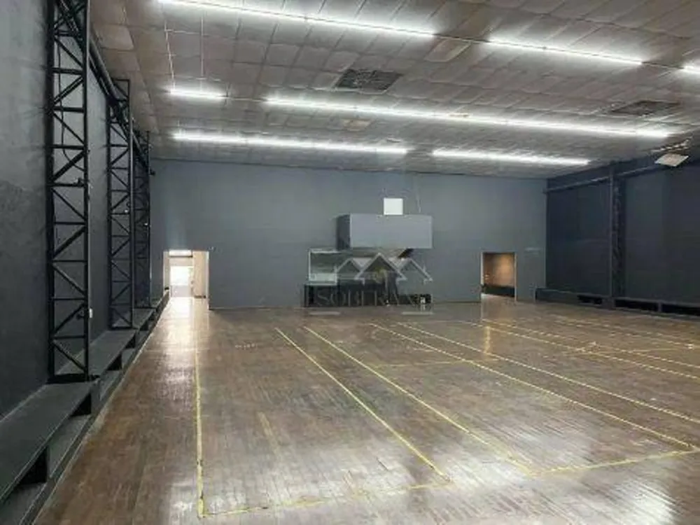 Loja-Salão, 1556 m² - Foto 1