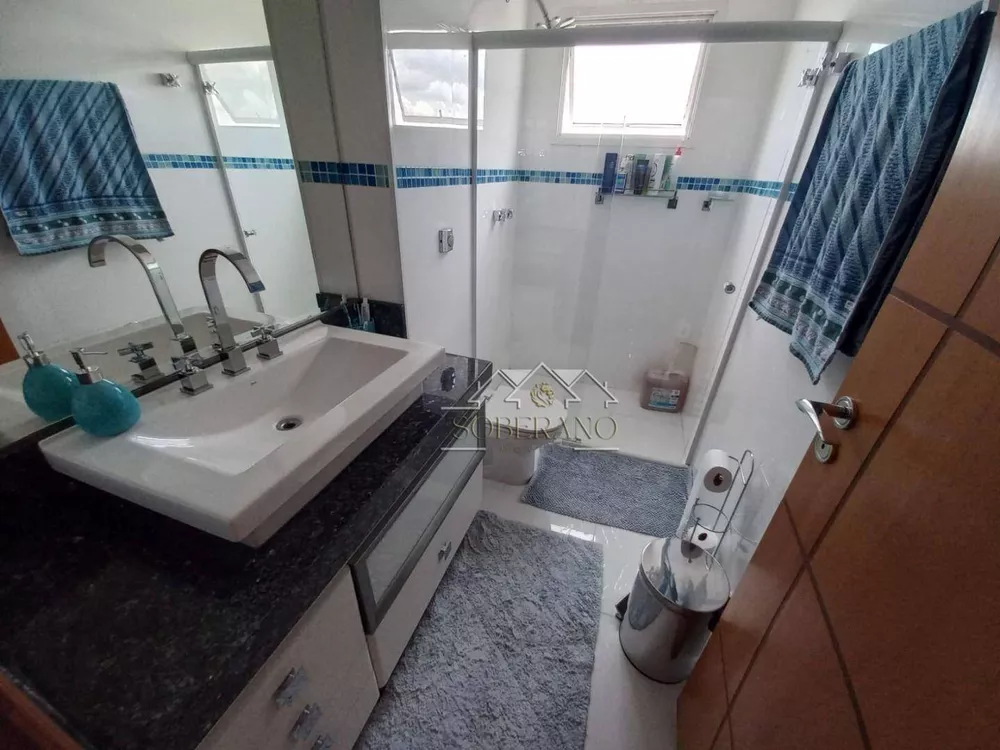 Apartamento, 3 quartos, 198 m² - Foto 1