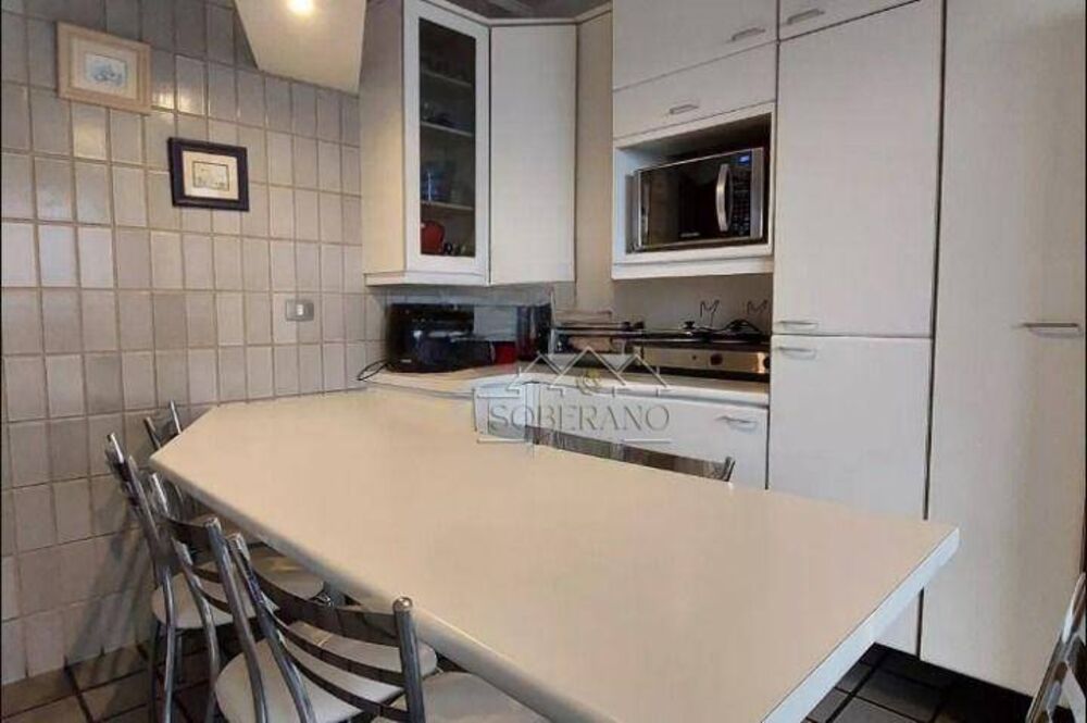 Apartamento, 3 quartos, 156 m² - Foto 1