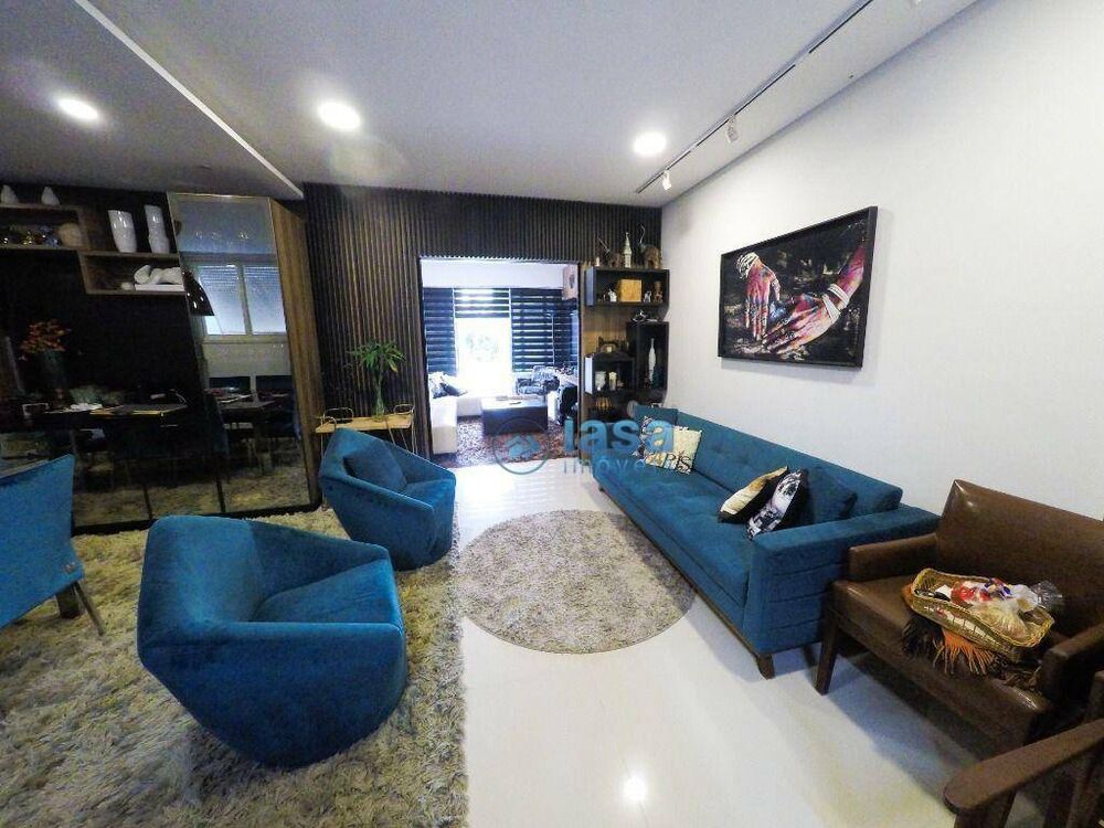 Apartamento, 3 quartos, 140 m² - Foto 1