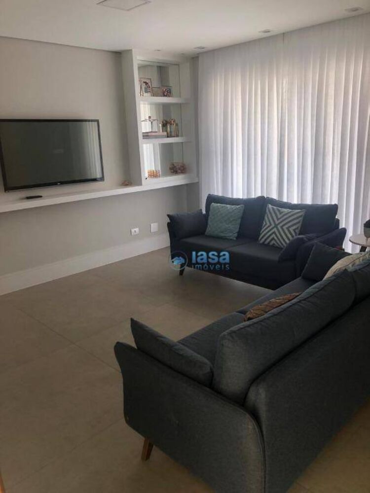 Sobrado à venda com 3 quartos, 220m² - Foto 1