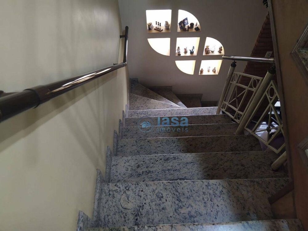 Sobrado, 3 quartos, 249 m² - Foto 11