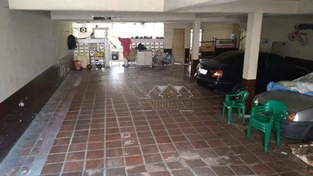 Casa à venda e aluguel com 4 quartos, 396m² - Foto 8