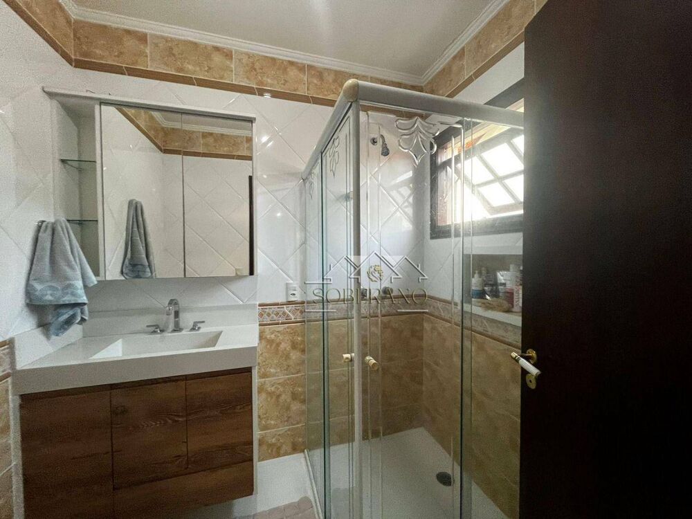 Sobrado à venda e aluguel com 4 quartos, 495m² - Foto 32