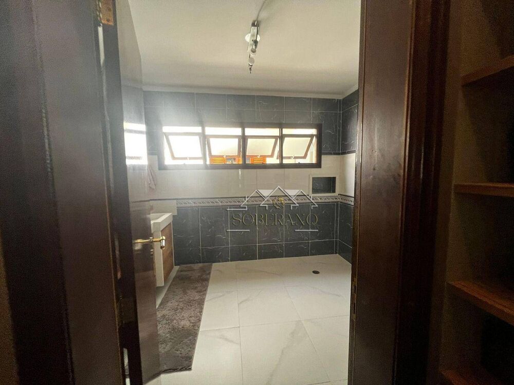 Sobrado à venda e aluguel com 4 quartos, 495m² - Foto 35