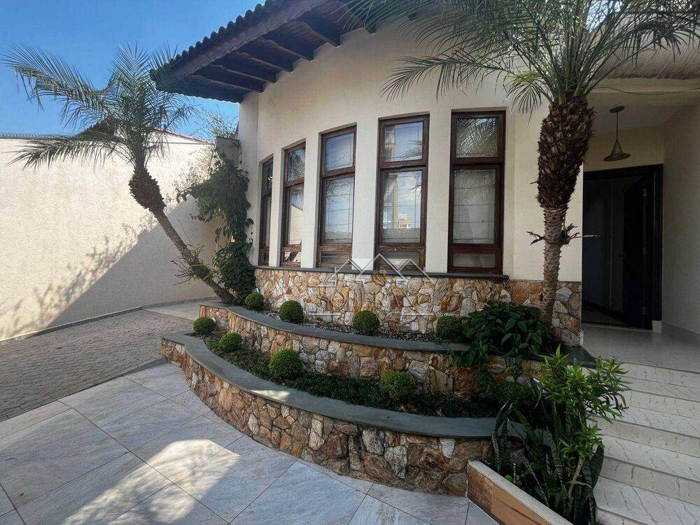 Sobrado à venda e aluguel com 4 quartos, 495m² - Foto 1