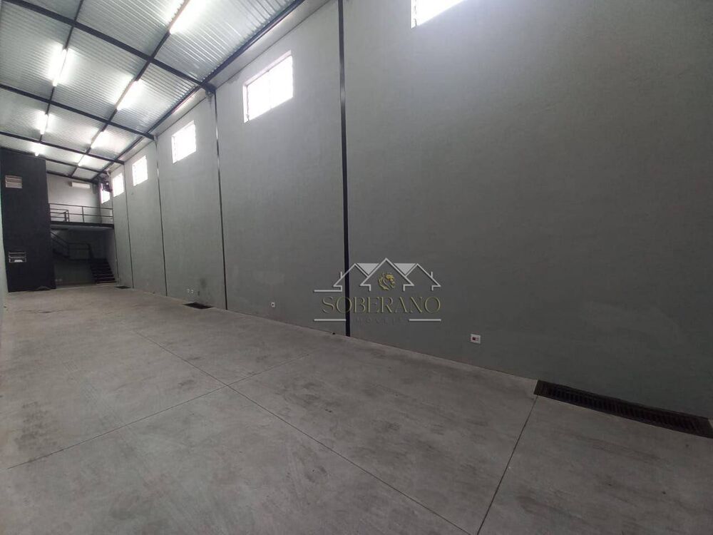 Depósito-Galpão-Armazém à venda e aluguel, 150m² - Foto 1