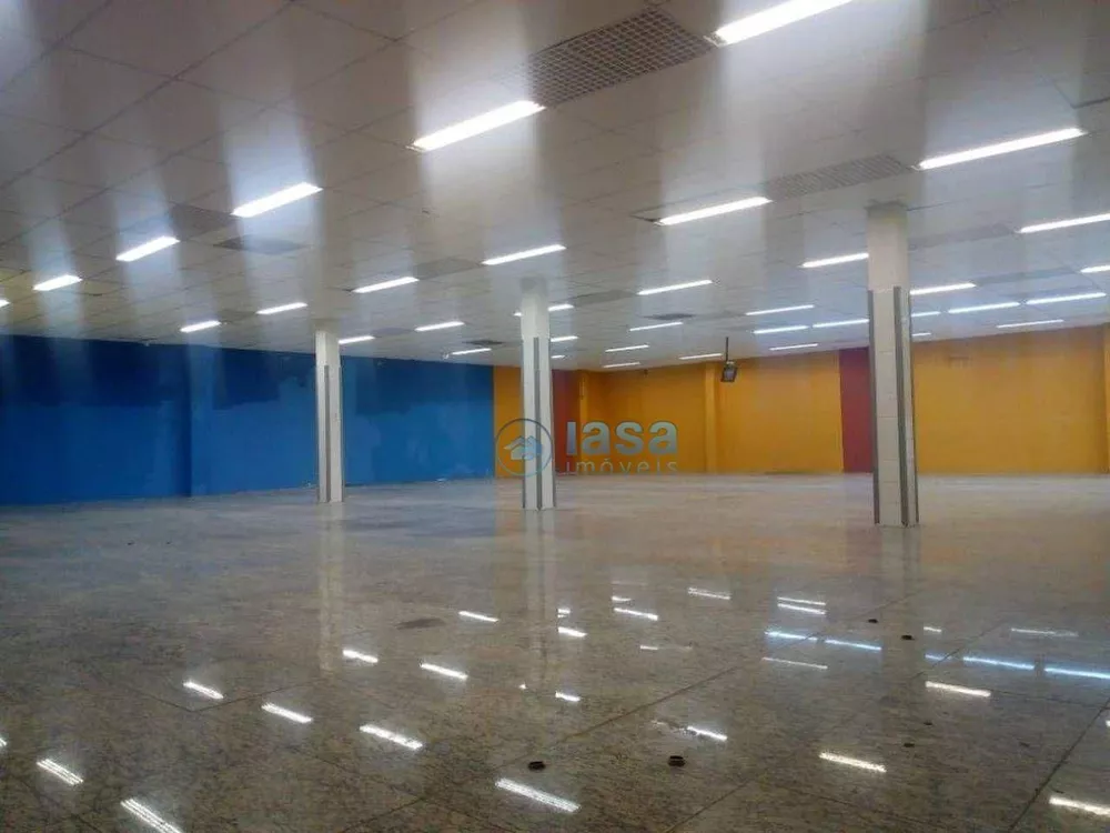 Depósito-Galpão, 590 m² - Foto 1