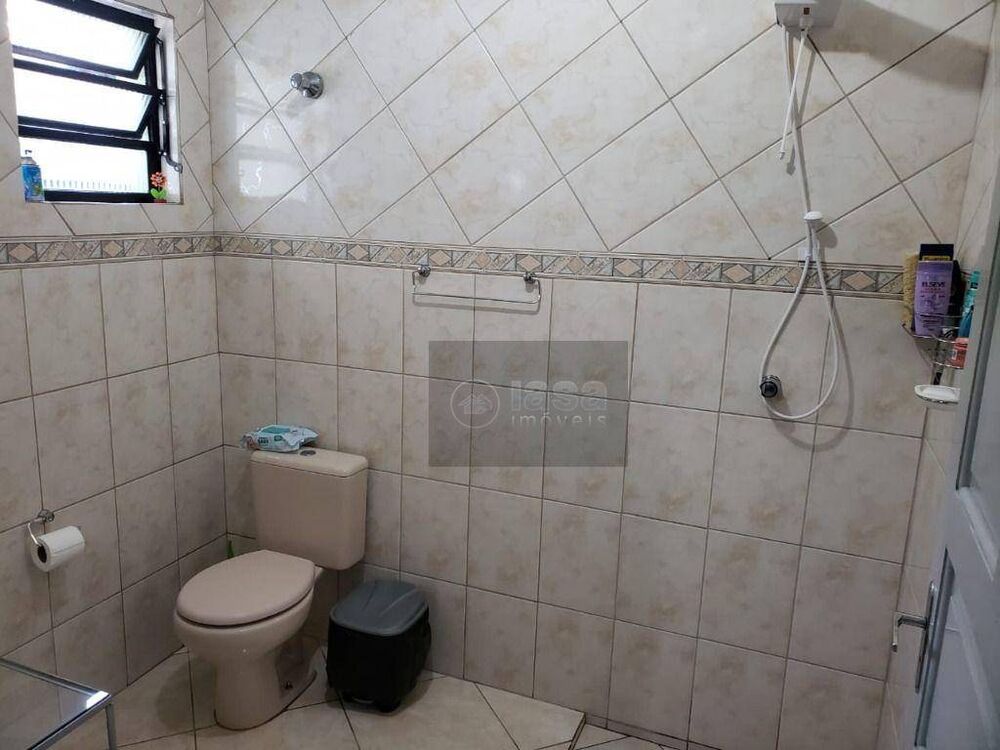 Sobrado à venda com 2 quartos, 248m² - Foto 1
