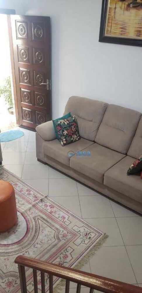 Sobrado, 3 quartos, 218 m² - Foto 2