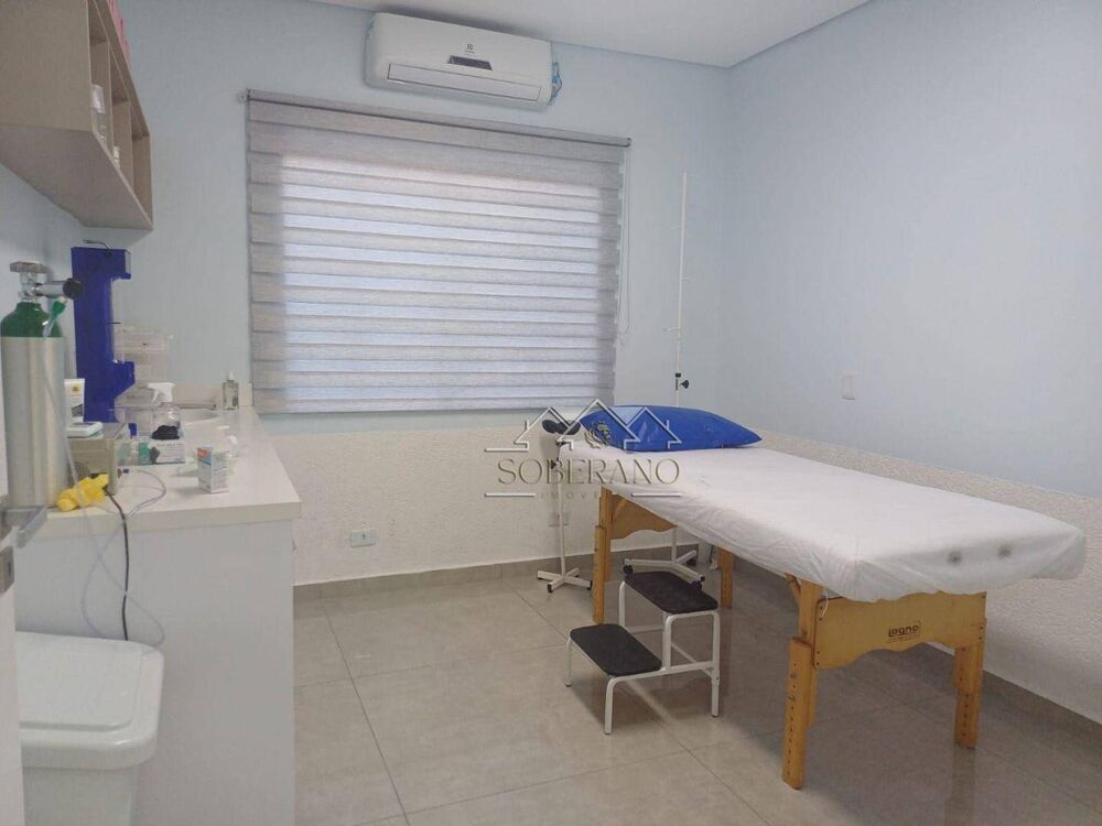 Casa, 3 quartos, 225 m² - Foto 1