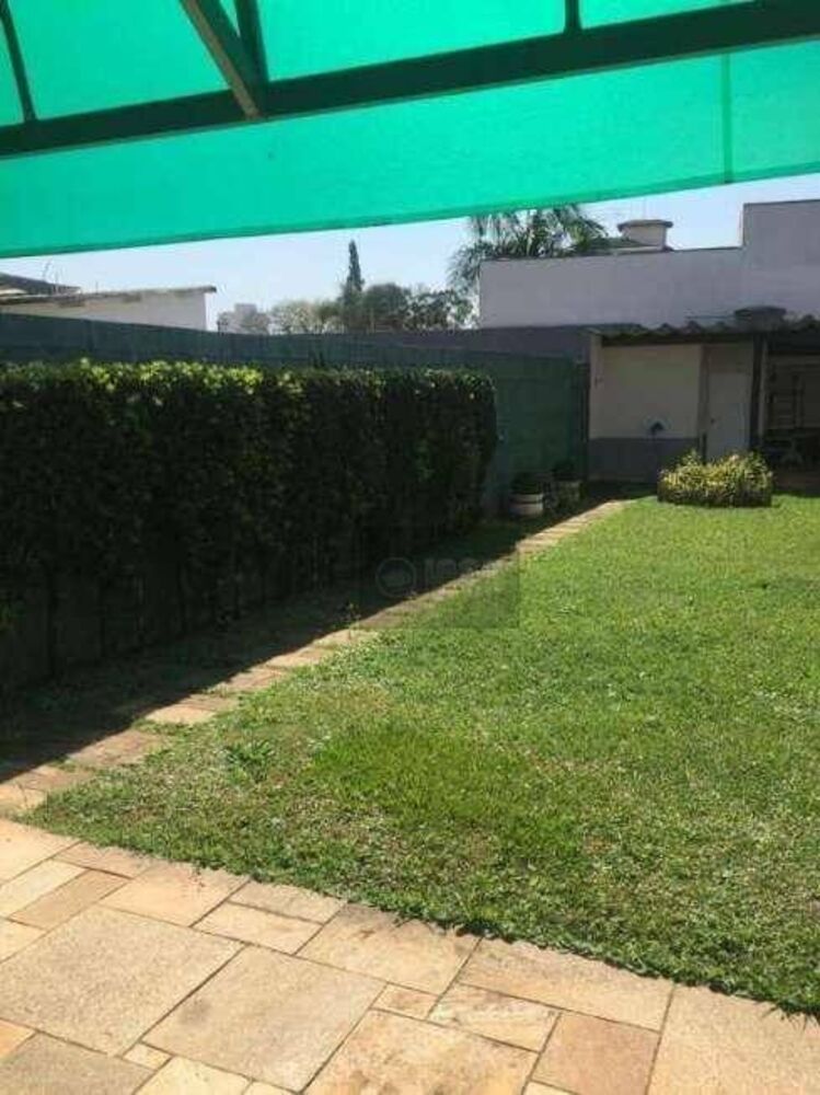 Casa à venda com 3 quartos, 343m² - Foto 11