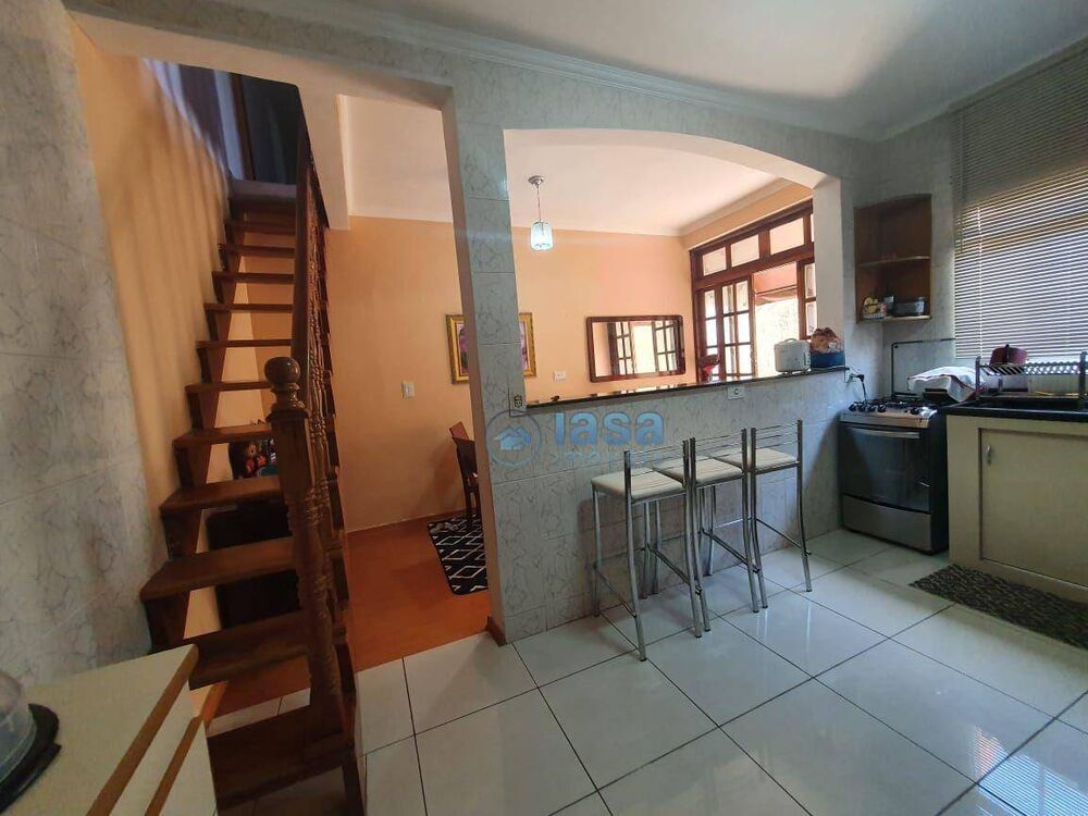 Sobrado, 4 quartos, 176 m² - Foto 6