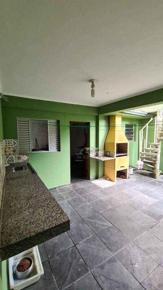 Sobrado, 3 quartos, 196 m² - Foto 1