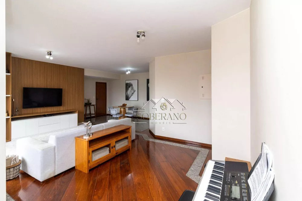 Apartamento à venda com 3 quartos, 141m² - Foto 1