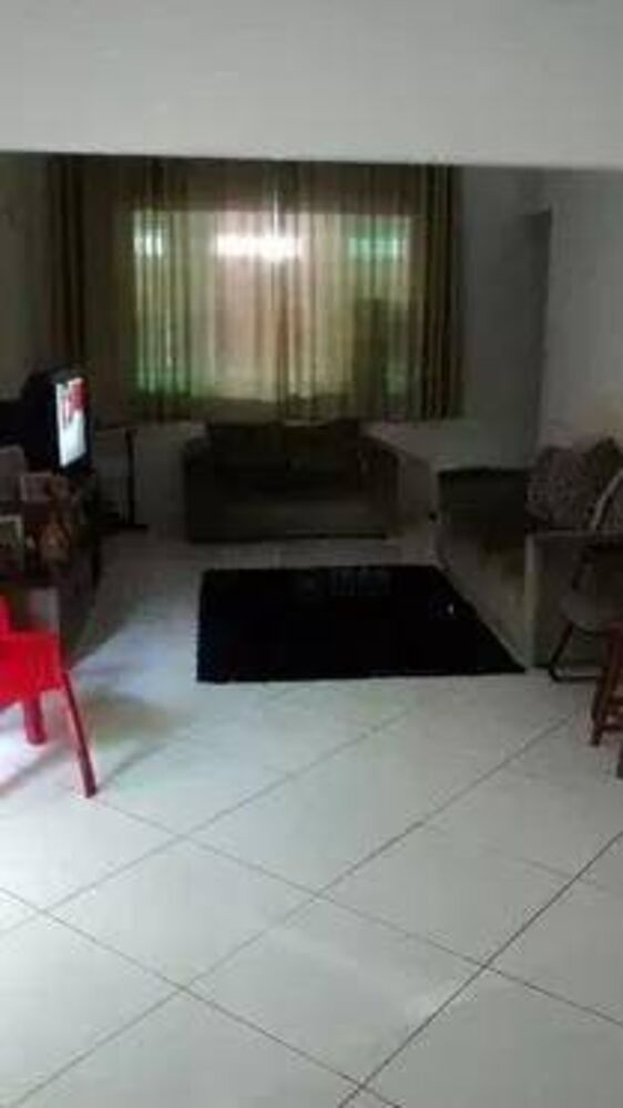 Sobrado à venda com 3 quartos, 204m² - Foto 1
