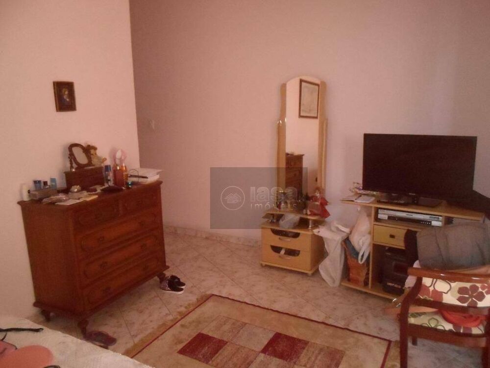Casa à venda com 4 quartos, 317m² - Foto 9
