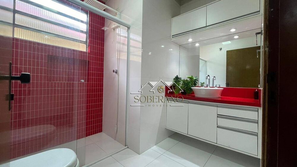 Sobrado, 5 quartos, 340 m² - Foto 4