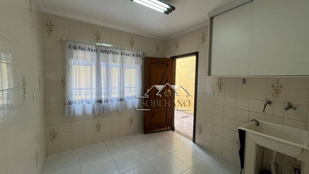 Sobrado, 5 quartos, 340 m² - Foto 2