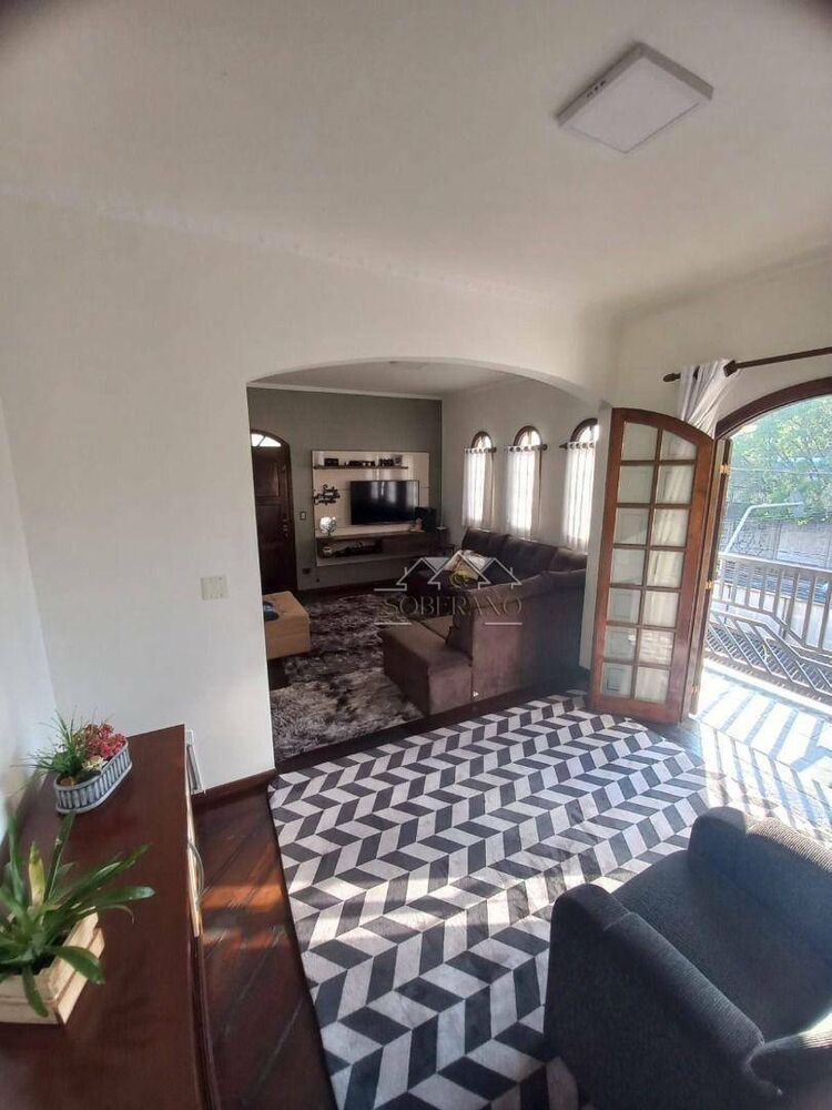Sobrado, 3 quartos, 326 m² - Foto 3