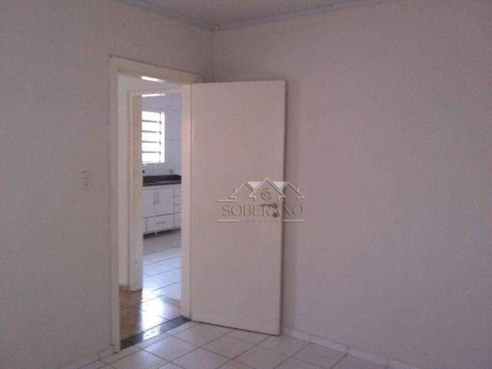 Casa à venda com 3 quartos, 250m² - Foto 5