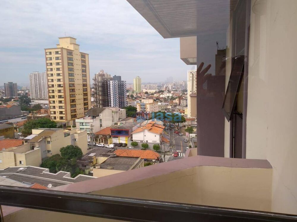 Apartamento à venda com 3 quartos, 140m² - Foto 2