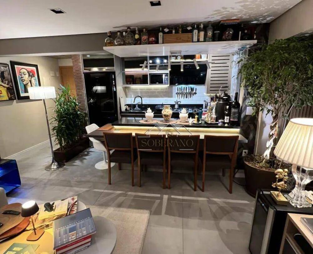 Apartamento à venda com 2 quartos, 65m² - Foto 2