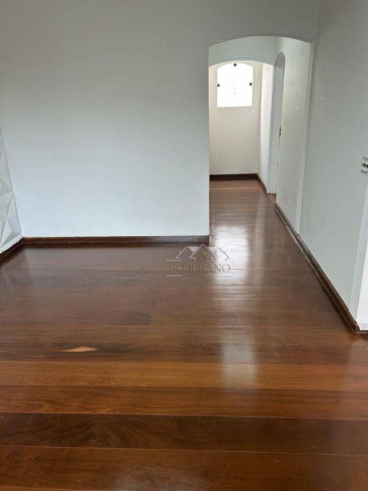 Sobrado para alugar com 4 quartos, 422m² - Foto 4