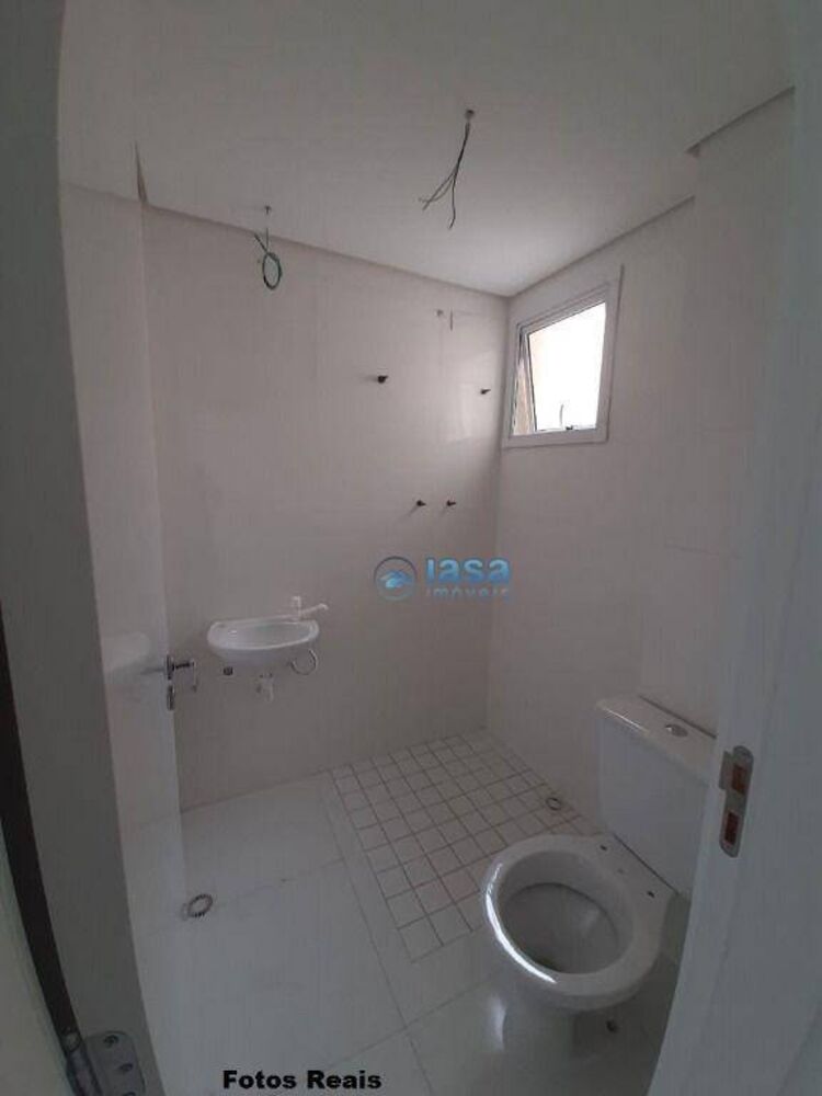 Apartamento à venda com 2 quartos, 102m² - Foto 3
