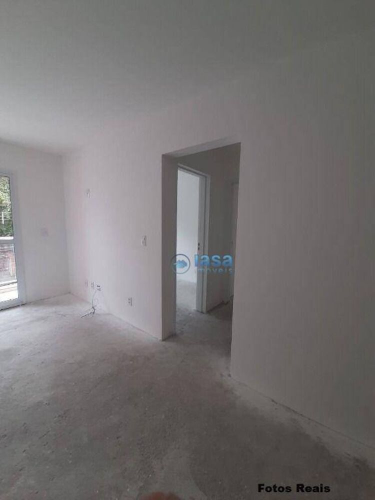 Apartamento à venda com 2 quartos, 102m² - Foto 2