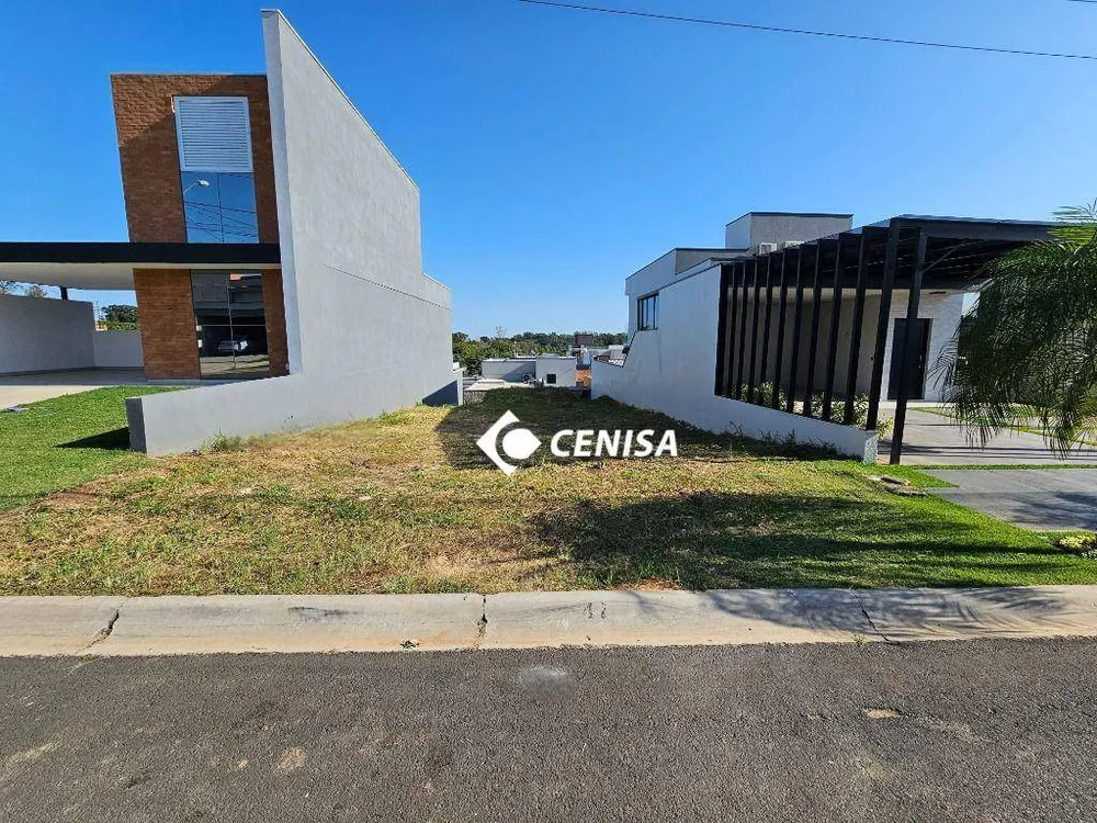 Loteamento e Condomínio, 227 m² - Foto 1